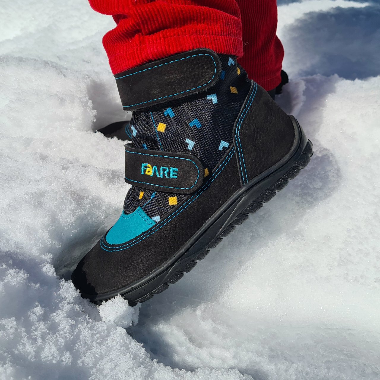 BOTAS IMPERMEABLES DE INVIERNO MOTIVOS GEOMÉTRICOS
