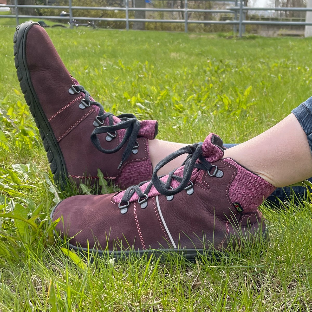 BOTAS IMPERMEABLES GRANATES
