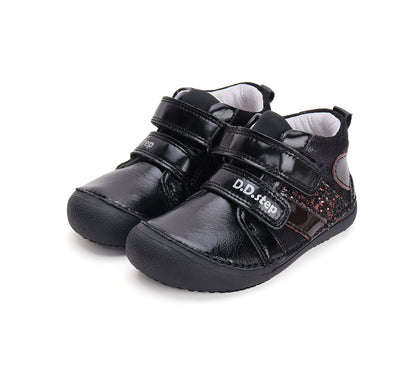 BOTINES NEGROS CORAZÓN